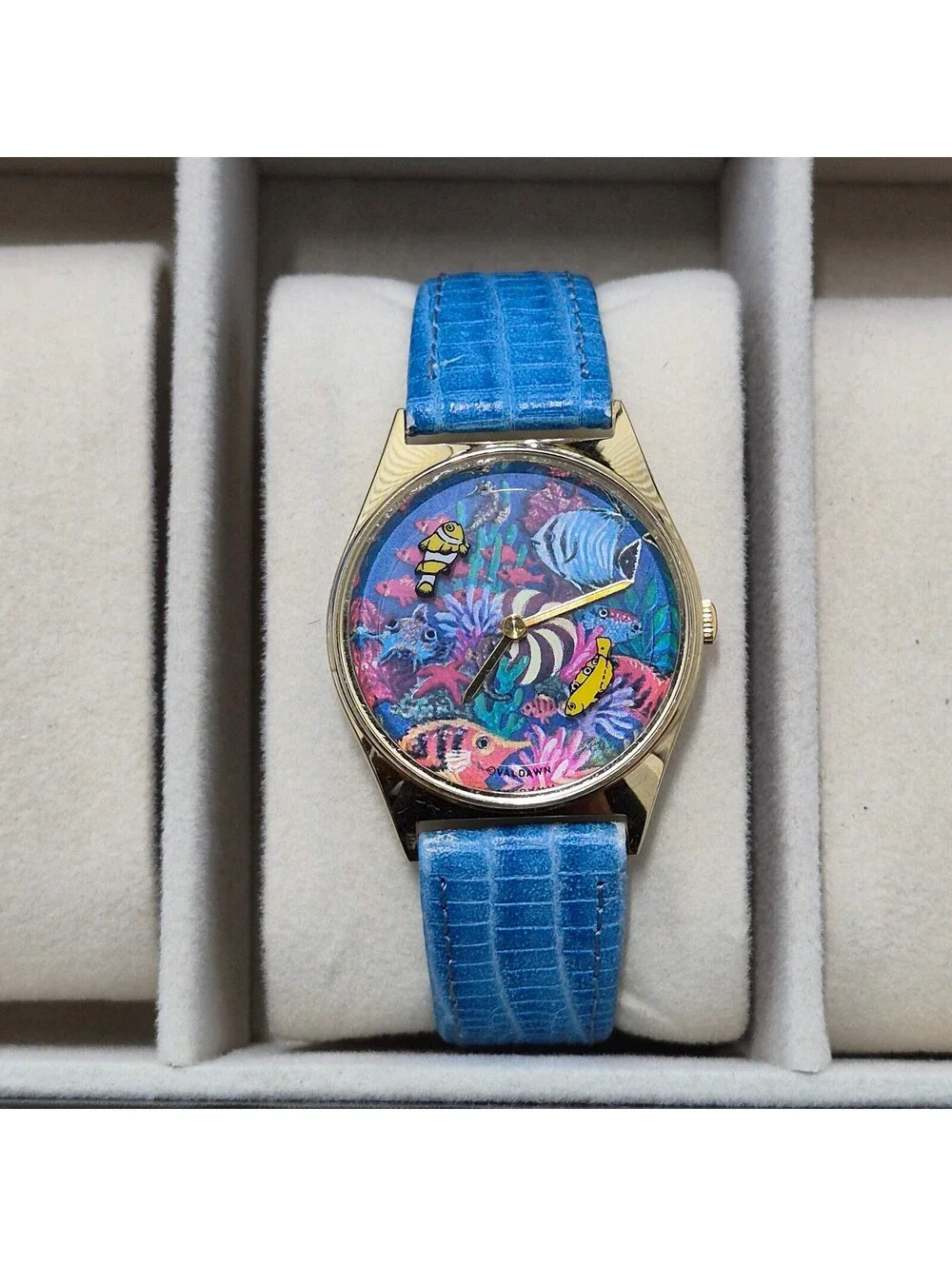 Valdawn Coral Reef Women's Quartz Analog Watch